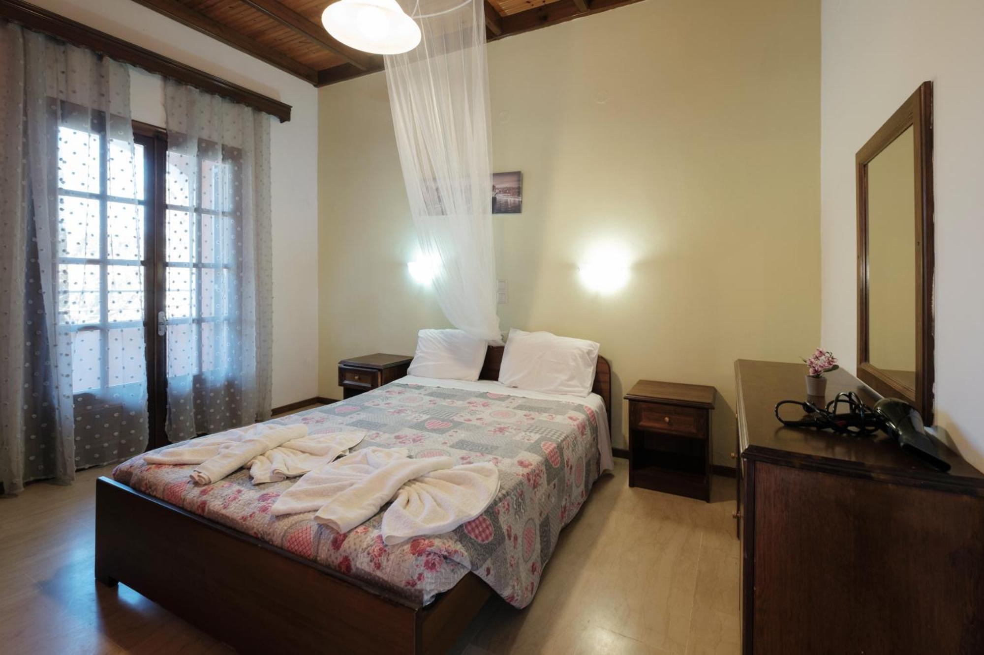 Nikos Pool Apartments - Upper Floor Сидарион Экстерьер фото