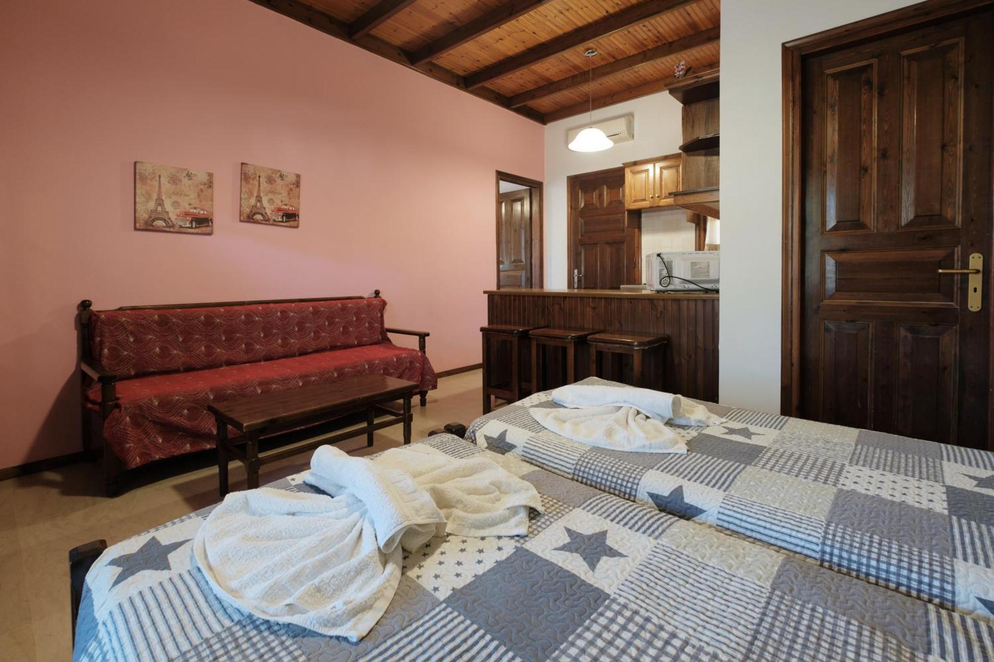 Nikos Pool Apartments - Upper Floor Сидарион Экстерьер фото