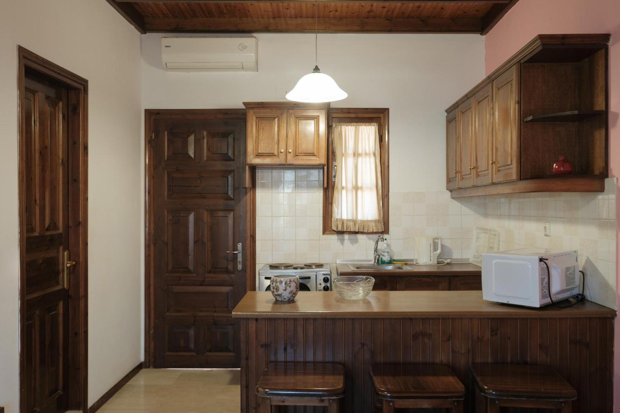 Nikos Pool Apartments - Upper Floor Сидарион Экстерьер фото